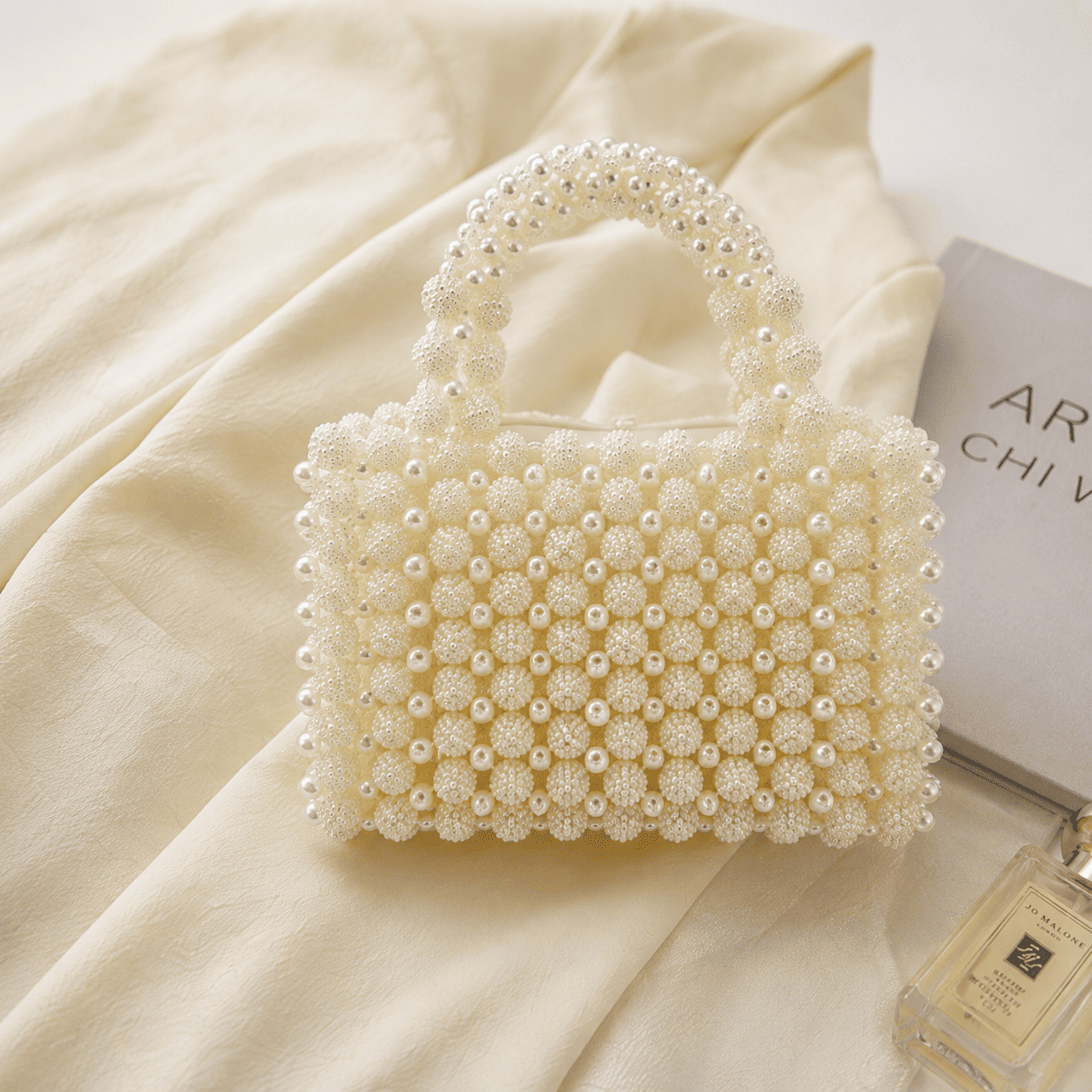 ClassicPearlCoutureBag3